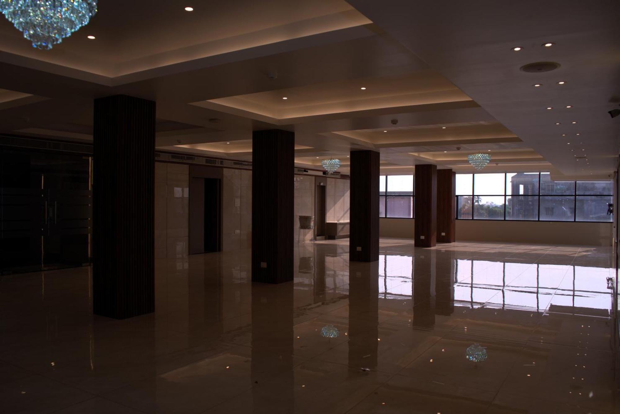 Hotel Tanisha Kishanganj Kültér fotó